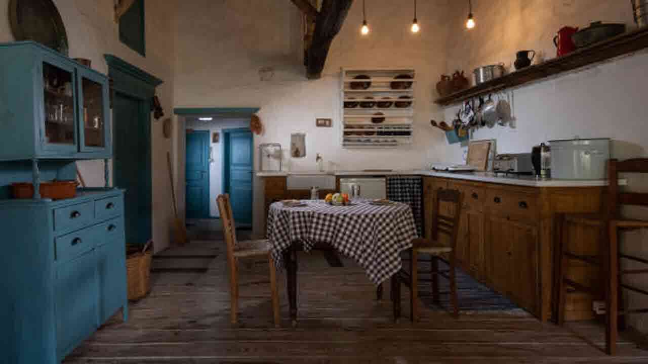 వంటగదిలో ఈ తప్పులు అస్సలు చేయకూడదు.. అవేంటంటే..