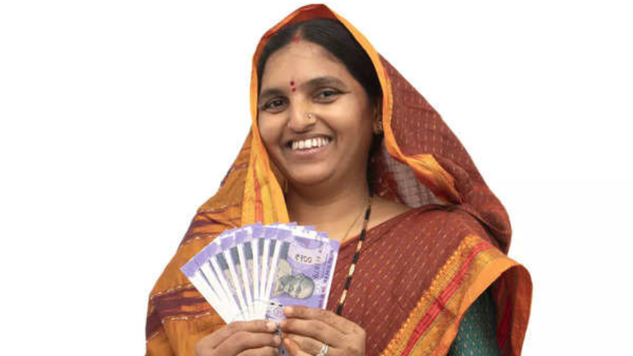 తెలంగాణ మహిళలకు గుడ్ న్యూస్.. పది లక్షల రూపాయలు పొందే సువర్ణ అవకాశం 