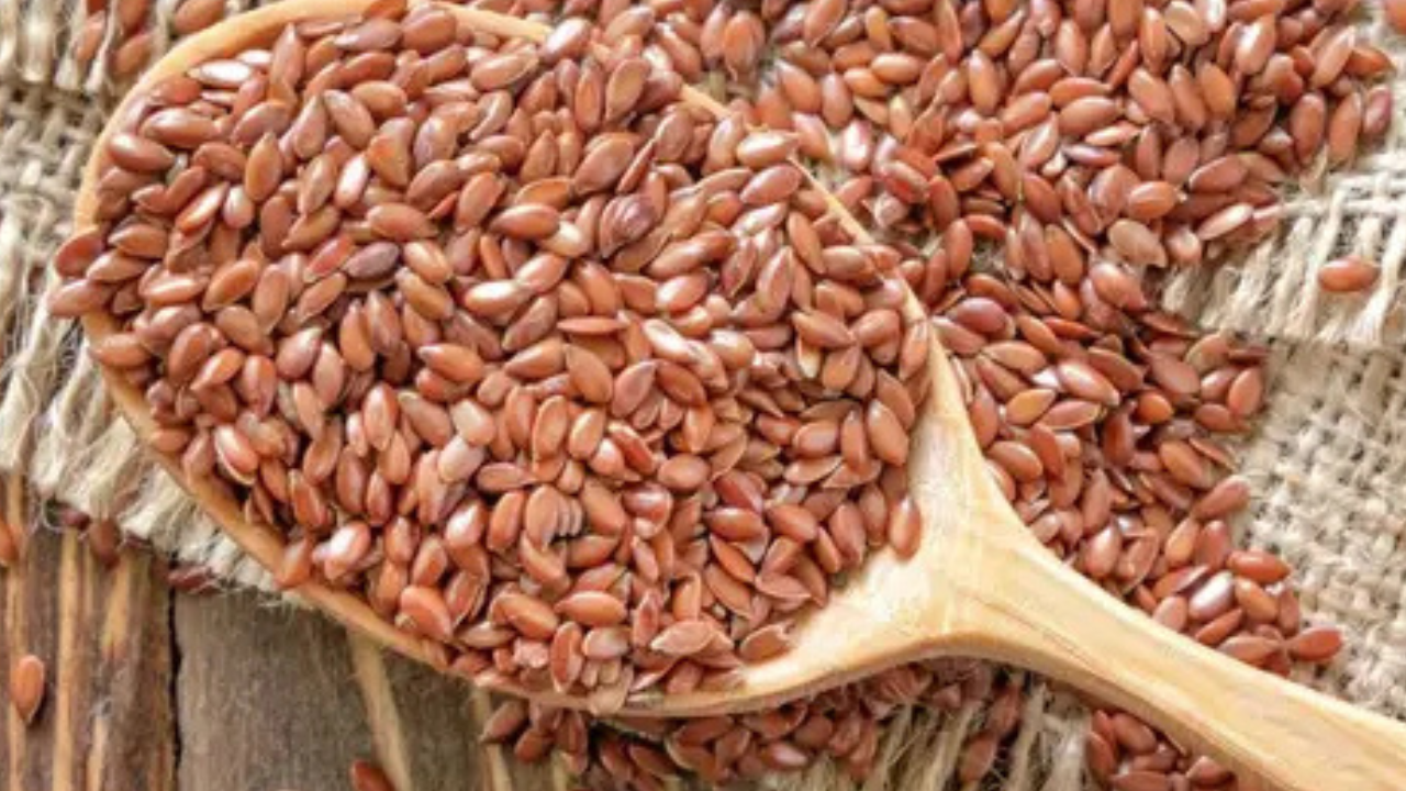 ఆరోగ్యానికి మేలు చేసే అవిసె గింజలు.. రోజూ తింటే ప్రయోజనాలు ఎన్నో.!