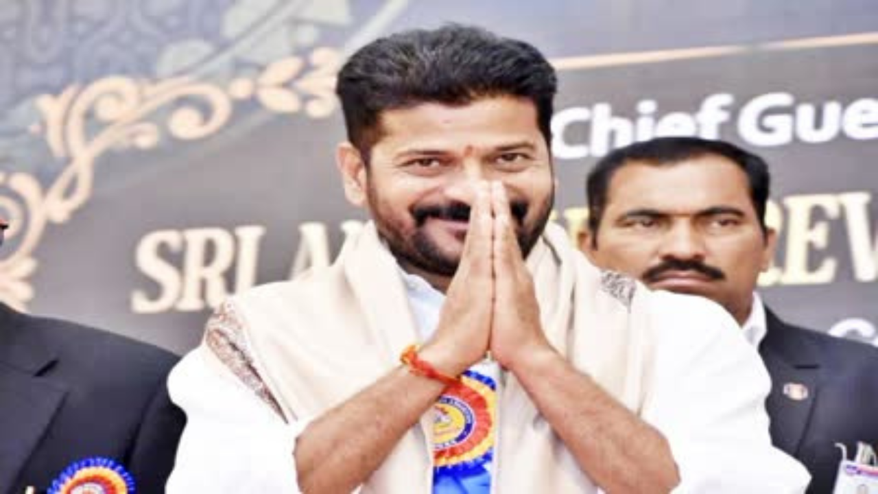 తెలంగాణలో క్యాబినెట్ విస్తరణ జరిగేనా.. మరోసారి ఢిల్లీ పర్యటనకు వెళుతున్న సీఎం రేవంత్ రెడ్డి 