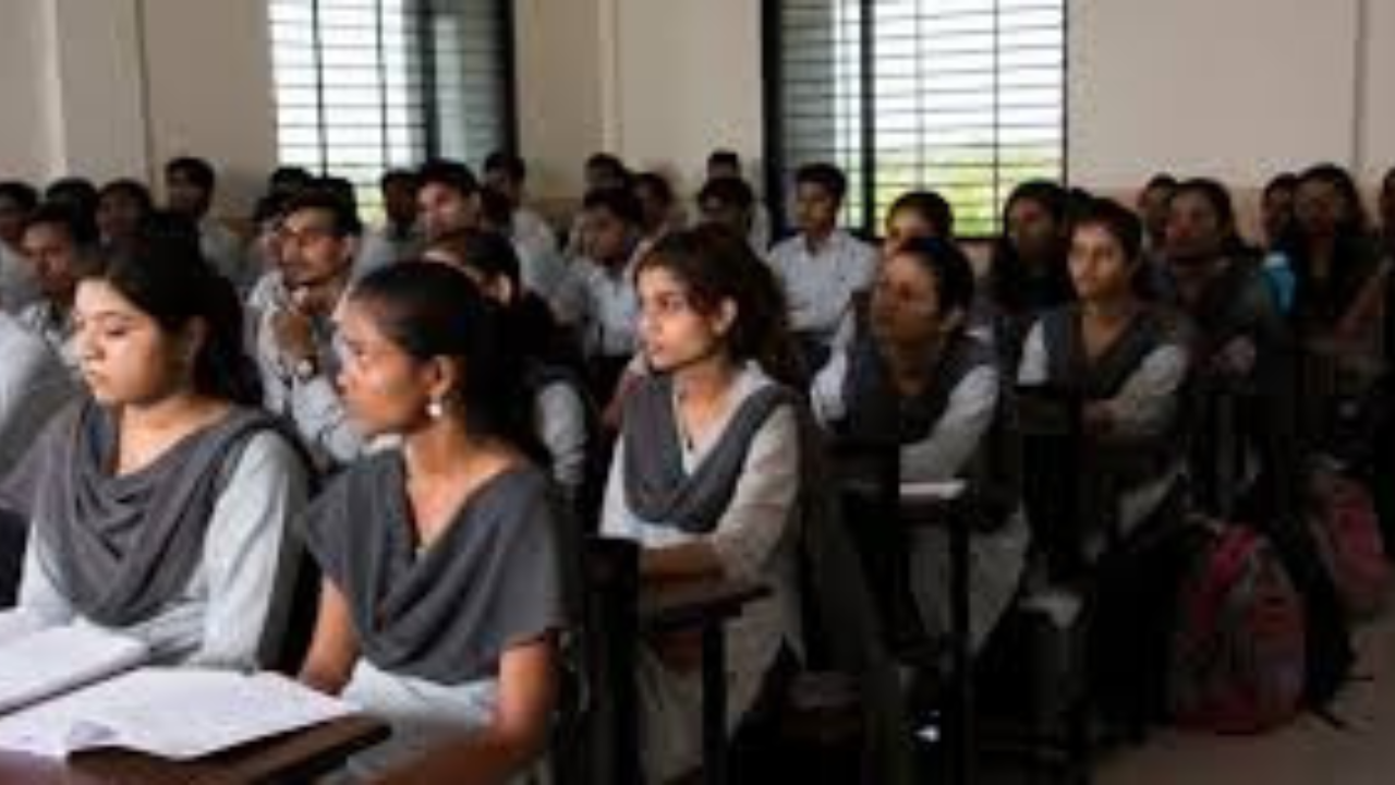 ఏపీలో కొత్తగా 53 జూనియర్ కాలేజీలు.. ఏర్పాటుకు త్వరలోనే నోటిఫికేషన్ 