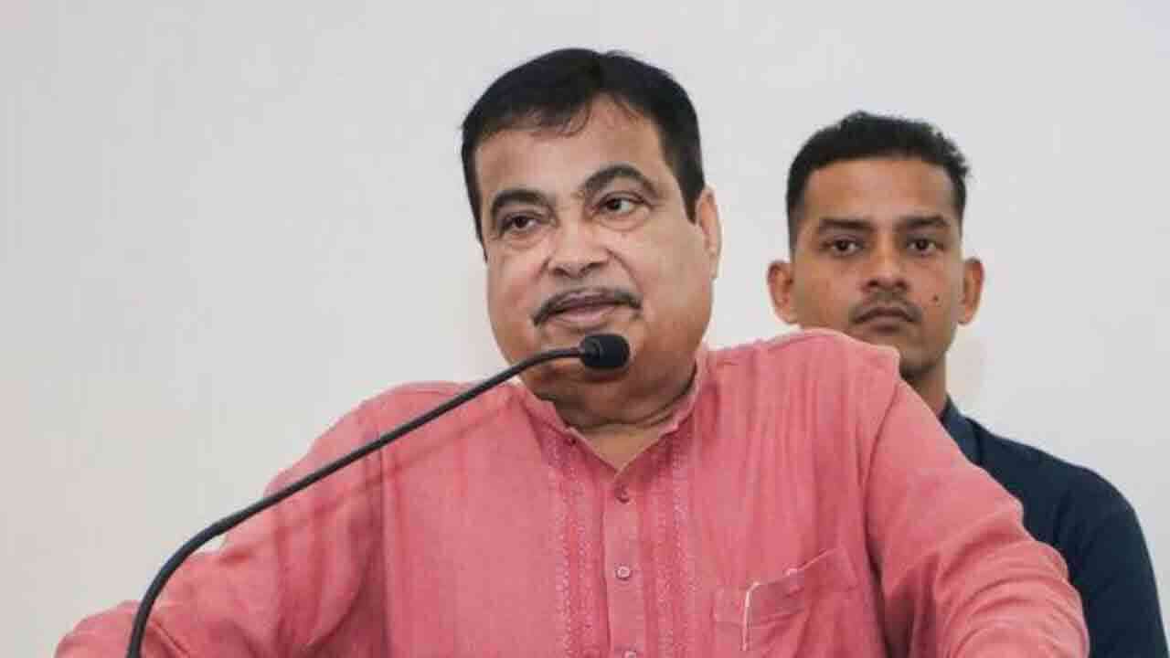 కేంద్రమంత్రి నితిన్ గడ్కరి సంచలన వ్యాఖ్యలు.. ప్రధానిగా తననే చేస్తామన్నారు అంటూ కామెంట్స్ 