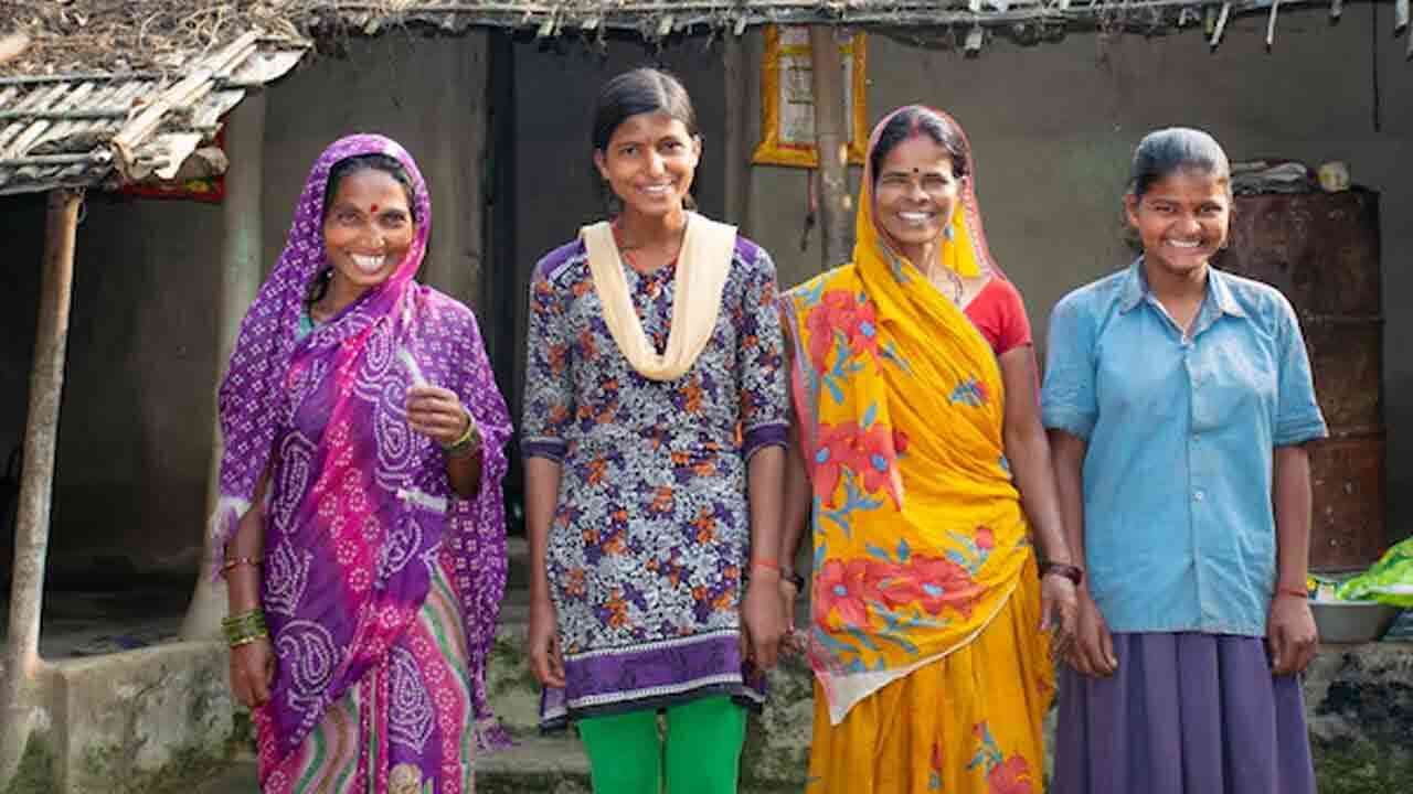 మహిళలకు 5 లక్షల వరకు వడ్డీ లేని రుణం.. కొత్త పథకం అమలు చేస్తున్న కేంద్ర ప్రభుత్వం