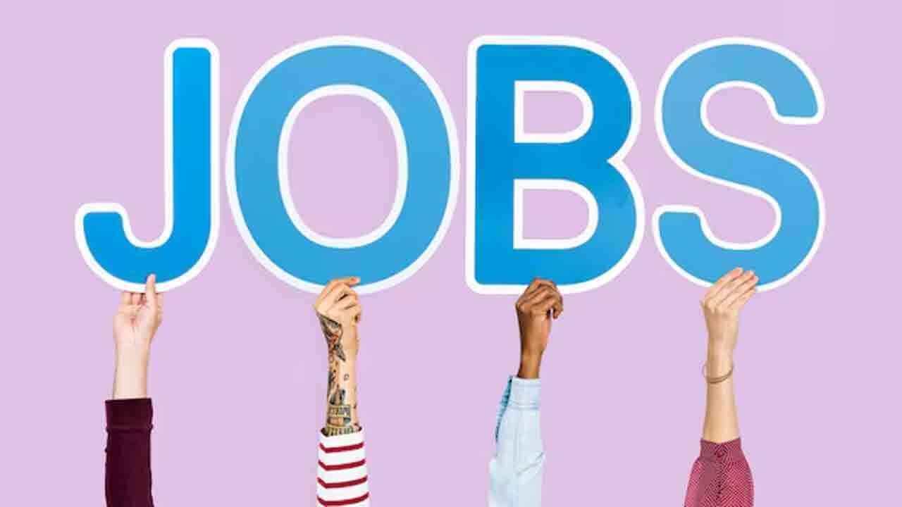 Govt Jobs Notifications | 723 పోస్టులతో  AOC గ్రూప్ C రిక్రూట్‌మెంట్