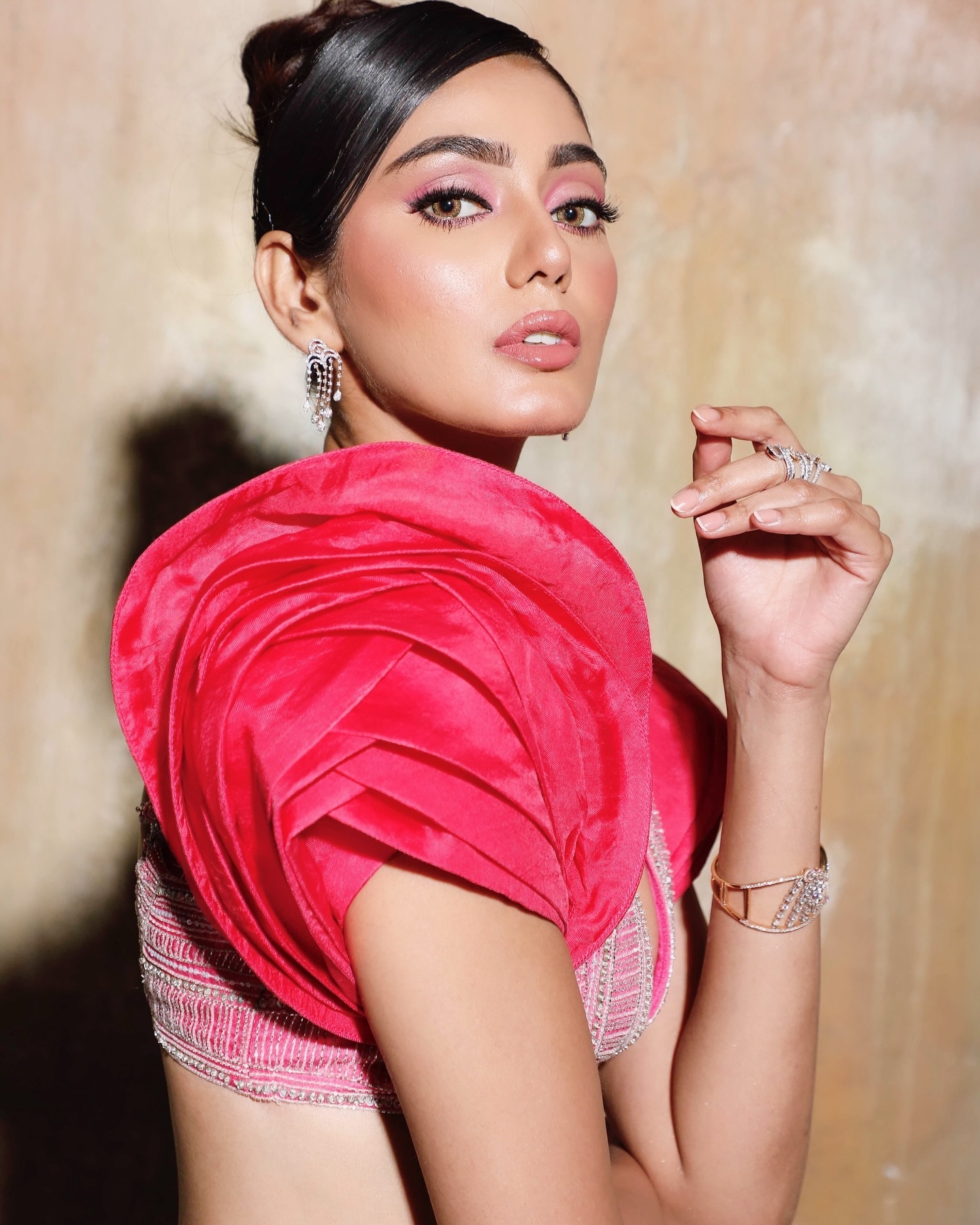 Sana Makbul