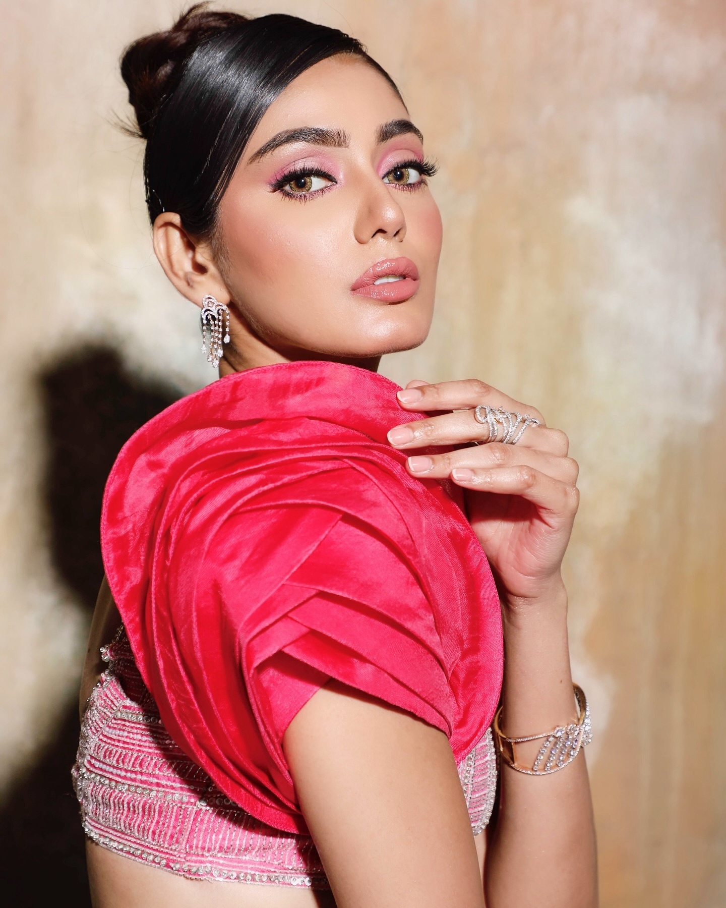 Sana Makbul