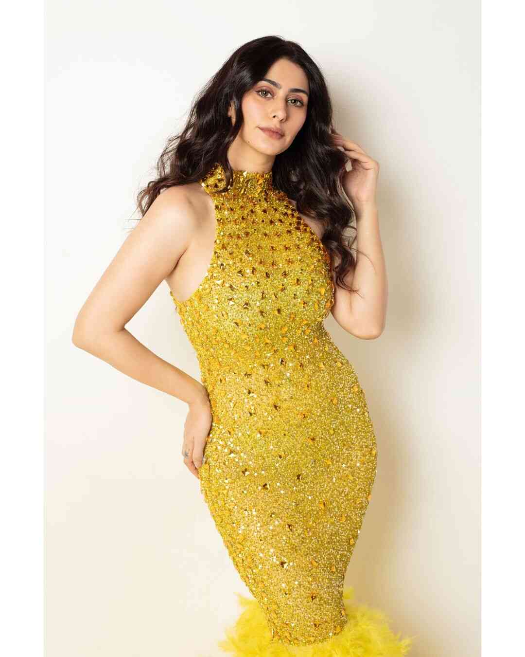 warina hussain