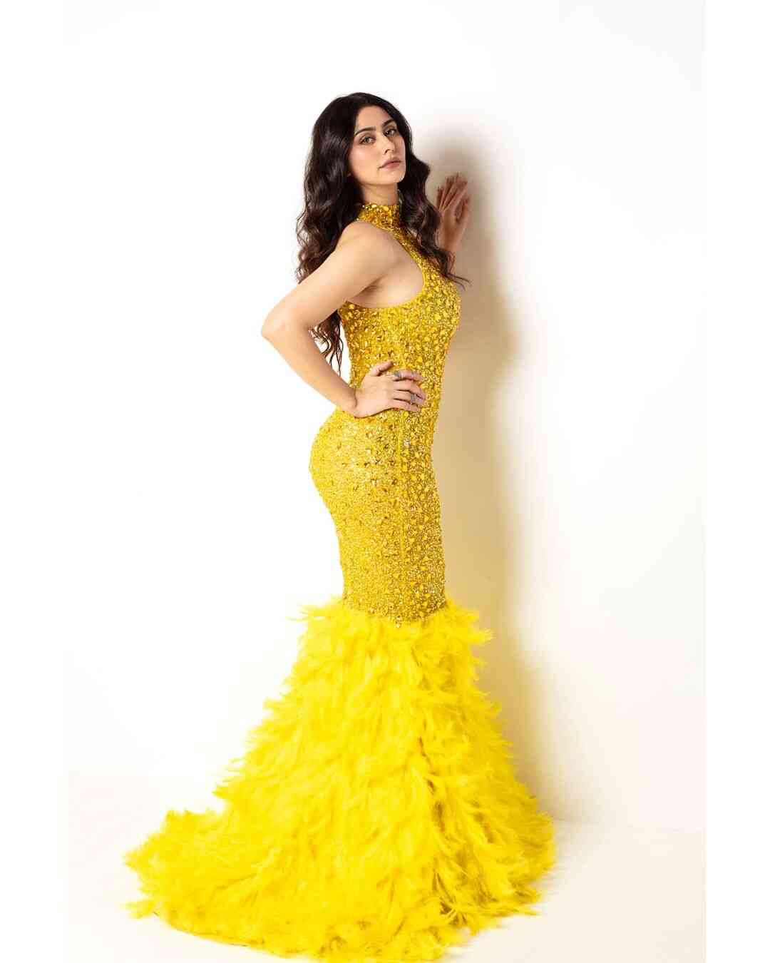 warina hussain