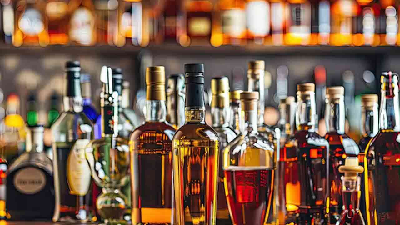 కిక్కు ఎక్కించే వార్త.. దేశంలోనే తెలంగాణ టాప్.. ఎందులో తెలుసా..?