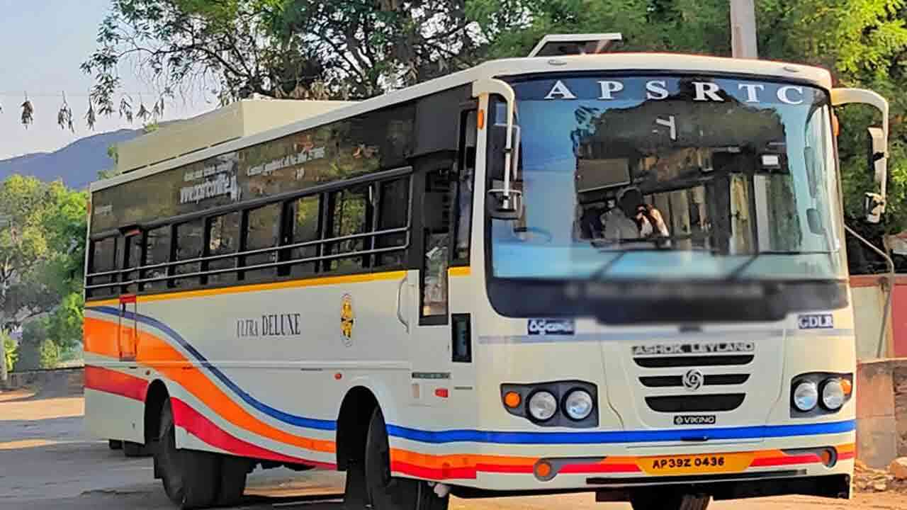 APSRTC | ఏపీలో మహిళలకు ఉచిత బస్సు సౌకర్యం.. ఎప్పటి నుంచి అమలు అంటే..