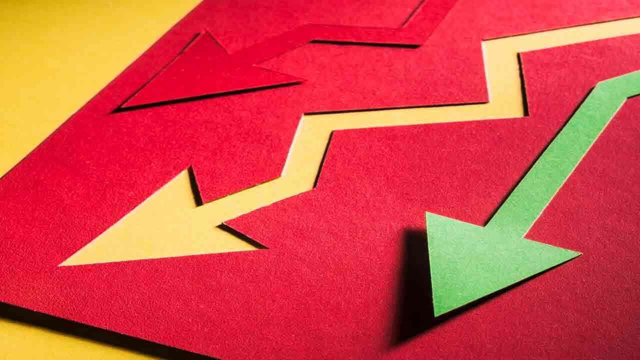 భారీ నష్టాల్లో ముగిసిన స్టాక్ మార్కెట్లు.. ఒక్క రోజులోనే 12 లక్షల కోట్ల సంపద ఆవిరి