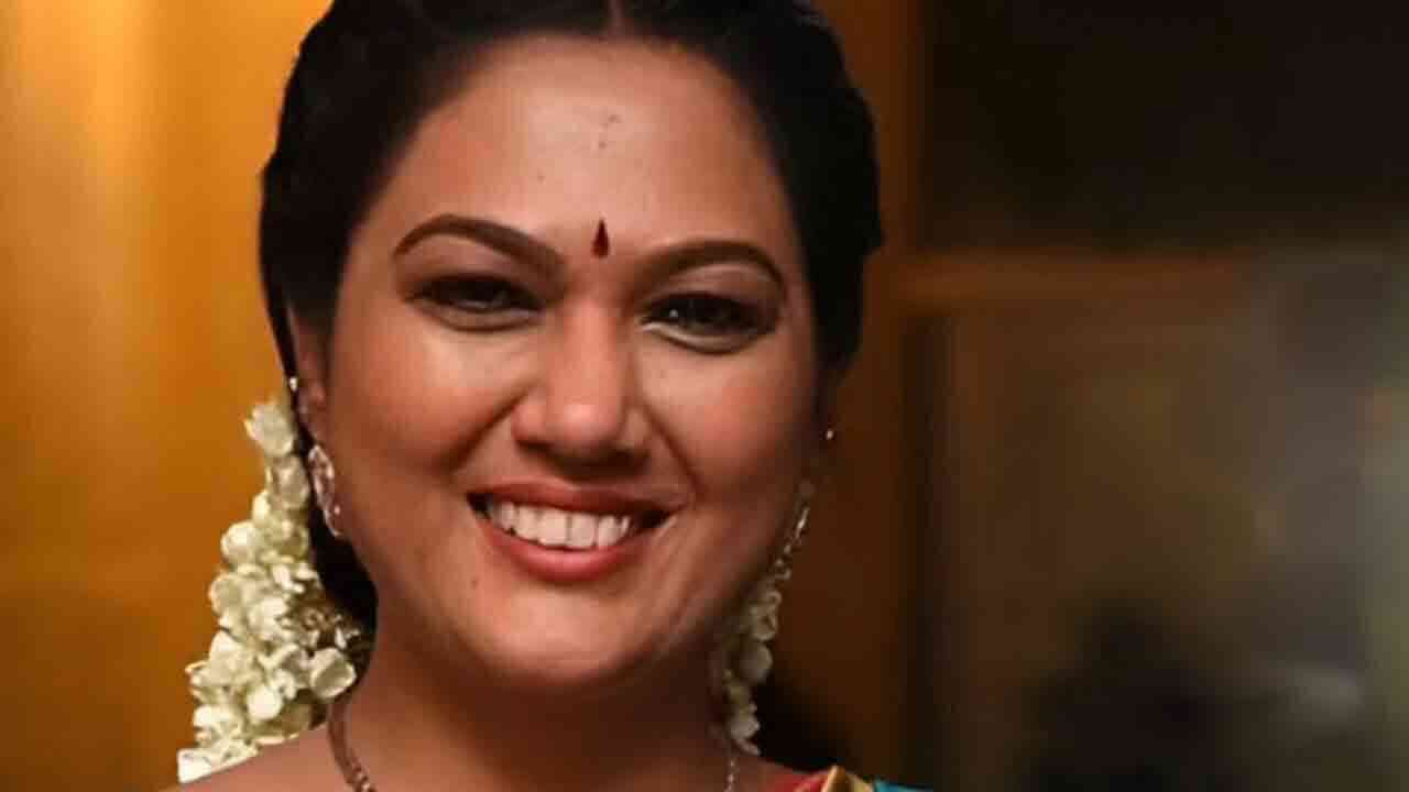 Hema : రేవ్ పార్టీ కేసులో సినీ నటి హేమ అరెస్టు