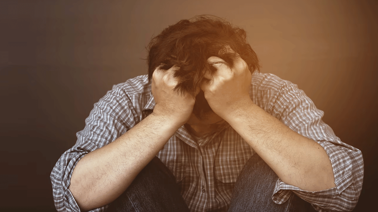 Narayana College | నారాయణ కాలేజీ యాజమాన్యం ఒత్తిడి తట్టుకోలేక విద్యార్థి ఆత్మహత్య