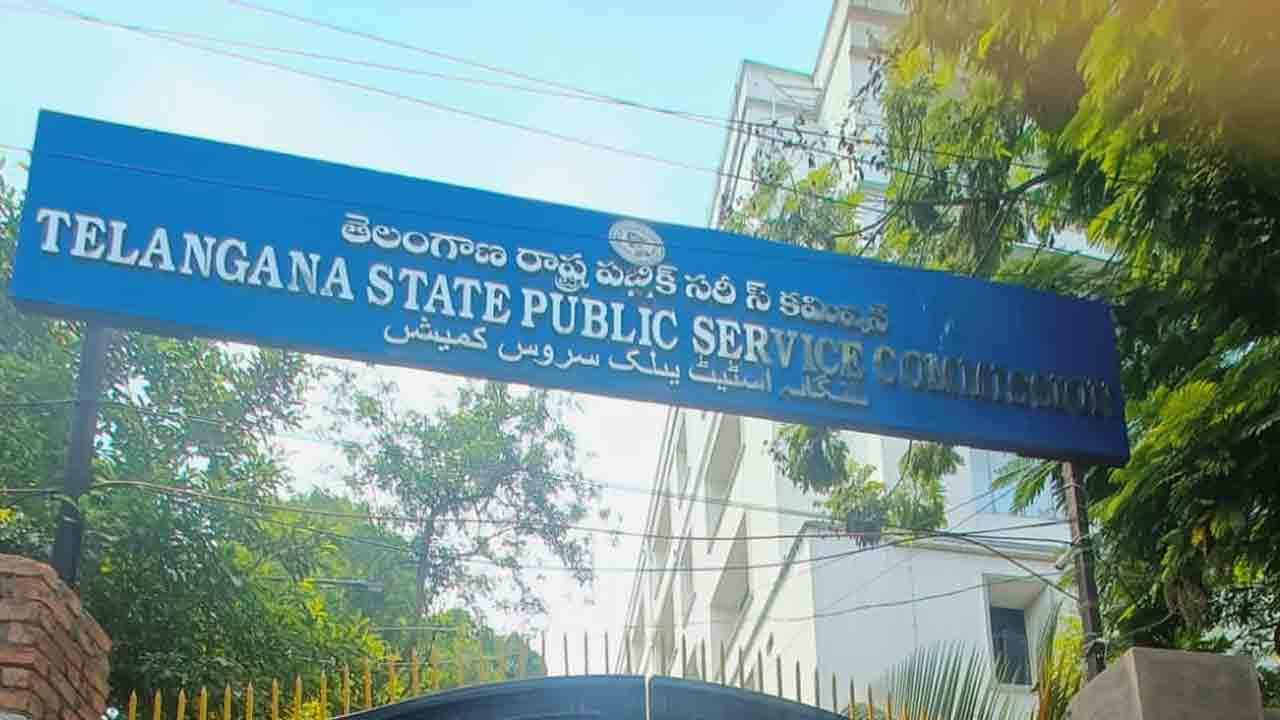 టీఎస్‌పీఎస్సీ నియామకాలన్నీ పారదర్శకమేనా..  నిందితుల వెనుక పెద్దల హస్తం ఉందా?