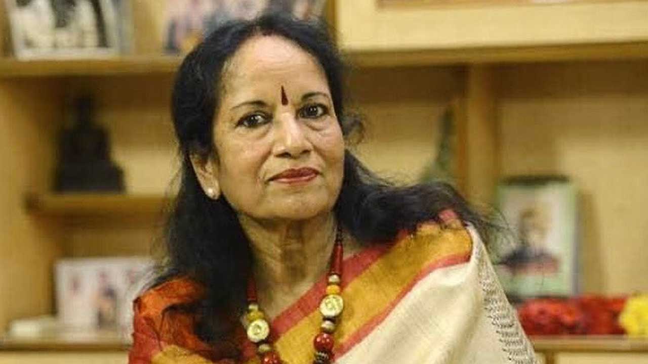 సినీ ఇండస్ట్రీలో మరో విషాదం.. ప్రముఖ గాయని వాణి జయరాం మృతి