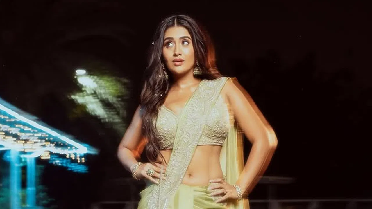 లెక్చరర్‌తో ప్రేమలో పడ్డా: రాశీ సింగ్