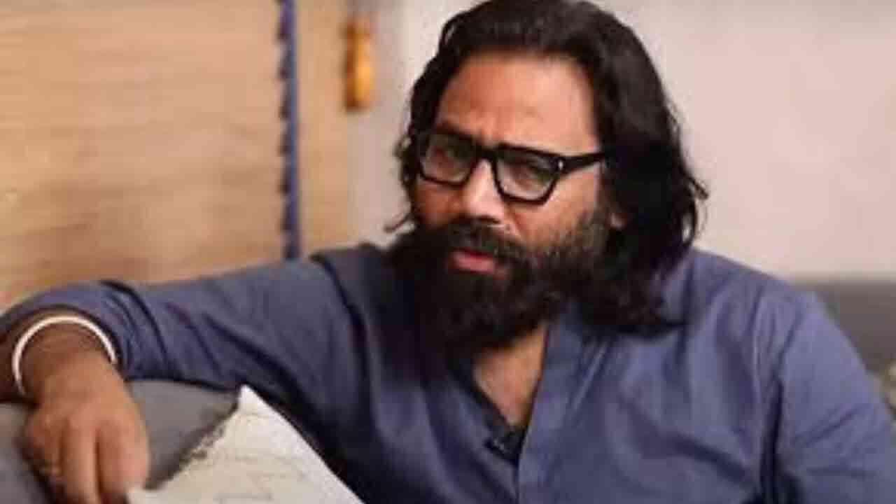 ఐఏఎస్ అధికారికి కౌంటర్ ఇచ్చిన డైరెక్టర్ సందీప్ రెడ్డి.. సినిమాలు తీయడమే కష్టమంటూ వ్యాఖ్య 