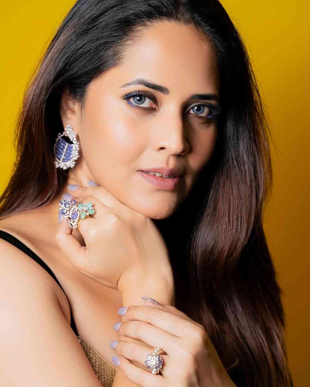  Anasuya