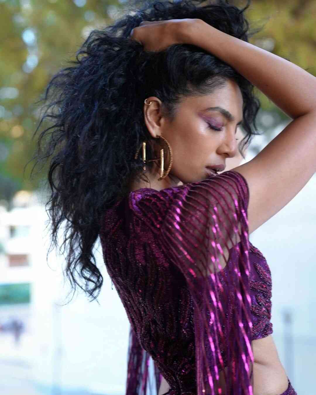  Sobhita Dhulipala