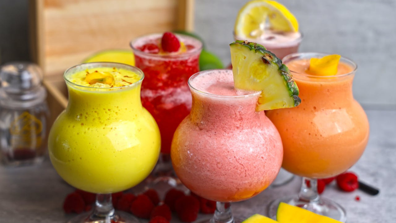 ఈ హెల్తీ డ్రింక్స్ కిడ్నీకి చాలా మేలు చేస్తాయి 