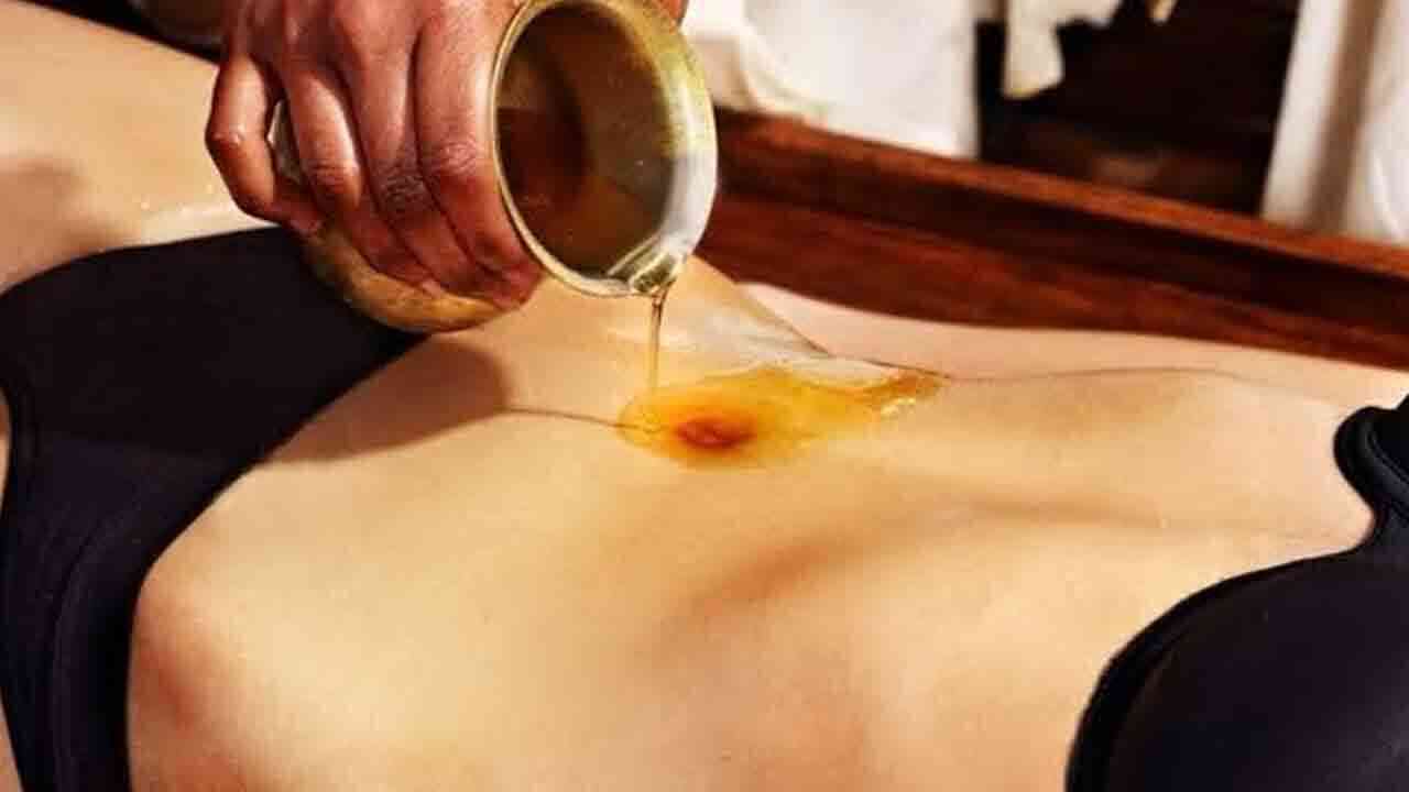 బొడ్డులో ఈ ఒక్కటి వేస్తే చాలు.. అన్ని రోగాలు మటుమాయం