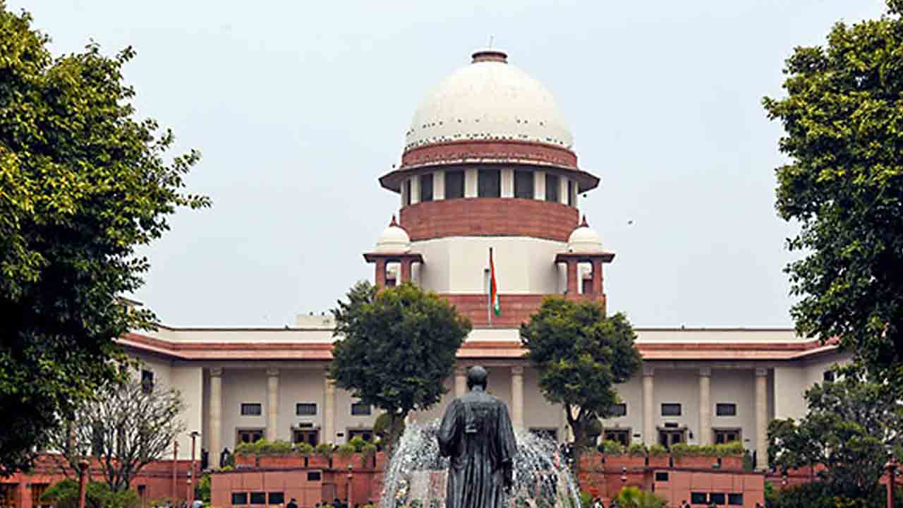 దేశంలో మళ్లీ పేపర్ బ్యాలెట్ ఓట్లు.. సుప్రీం కోర్టు స్పందన ఇదే..