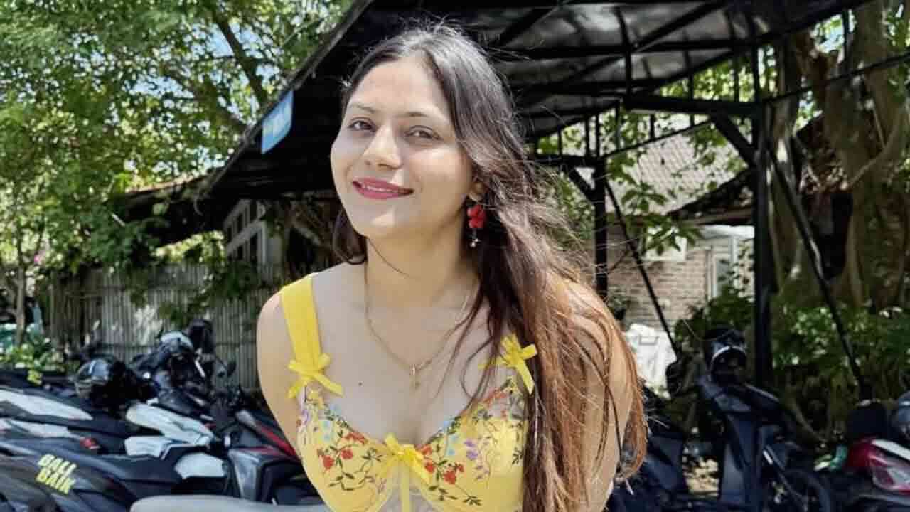 యూట్యూబర్ జ్యోతి మల్హోత్రా సహ 11 మందిపై దేశ ద్రోహం కేసు