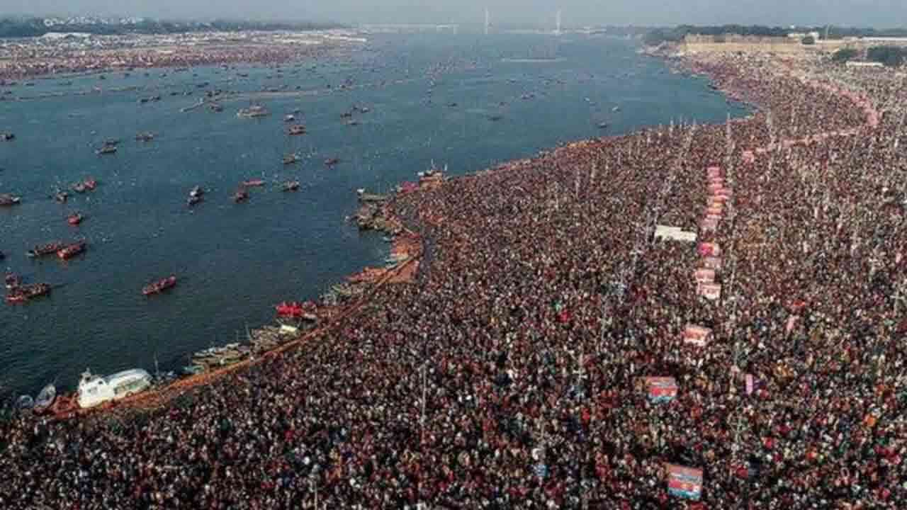 మహా కుంభమేళాలో సరికొత్త రికార్డులు.. 50 కోట్ల మంది పవిత్ర స్నానాలు 