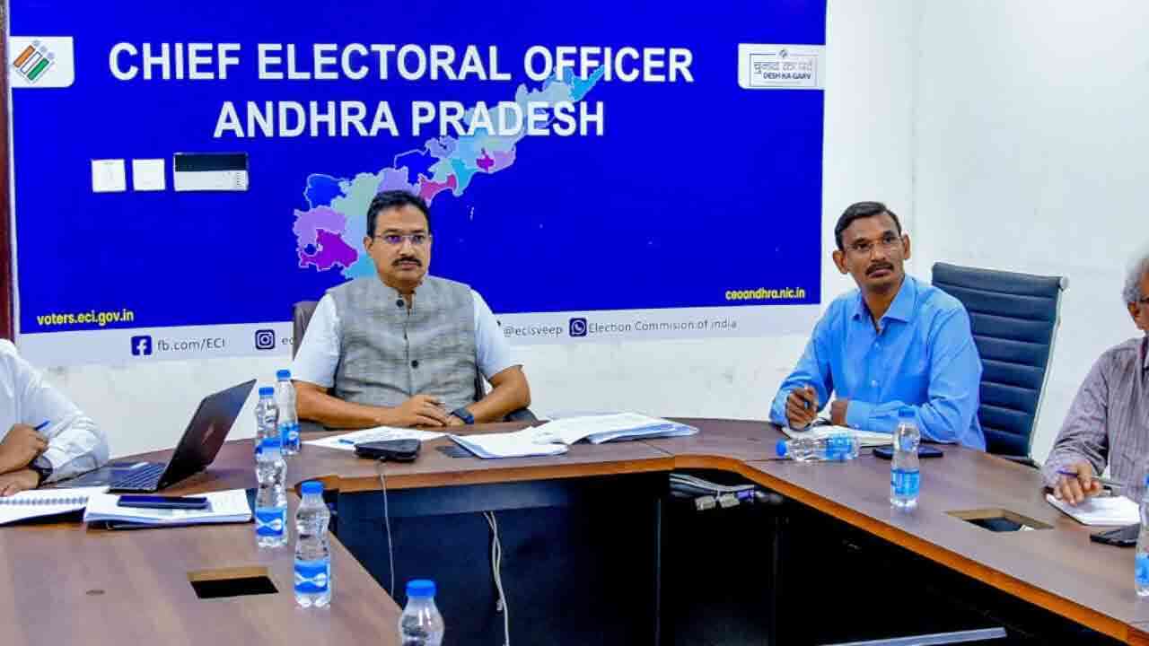 కౌంటింగ్ కేంద్రాల వద్ద 144 సెక్షన్ అమలుకు ఈసీ ఆదేశం 