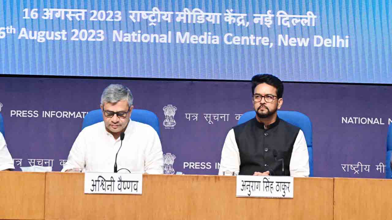 కేంద్ర కేబినెట్ కీలక నిర్ణయాలు.. చేతి వృత్తుల వారి కోసం గొప్ప పథకం అందుబాటులోకి