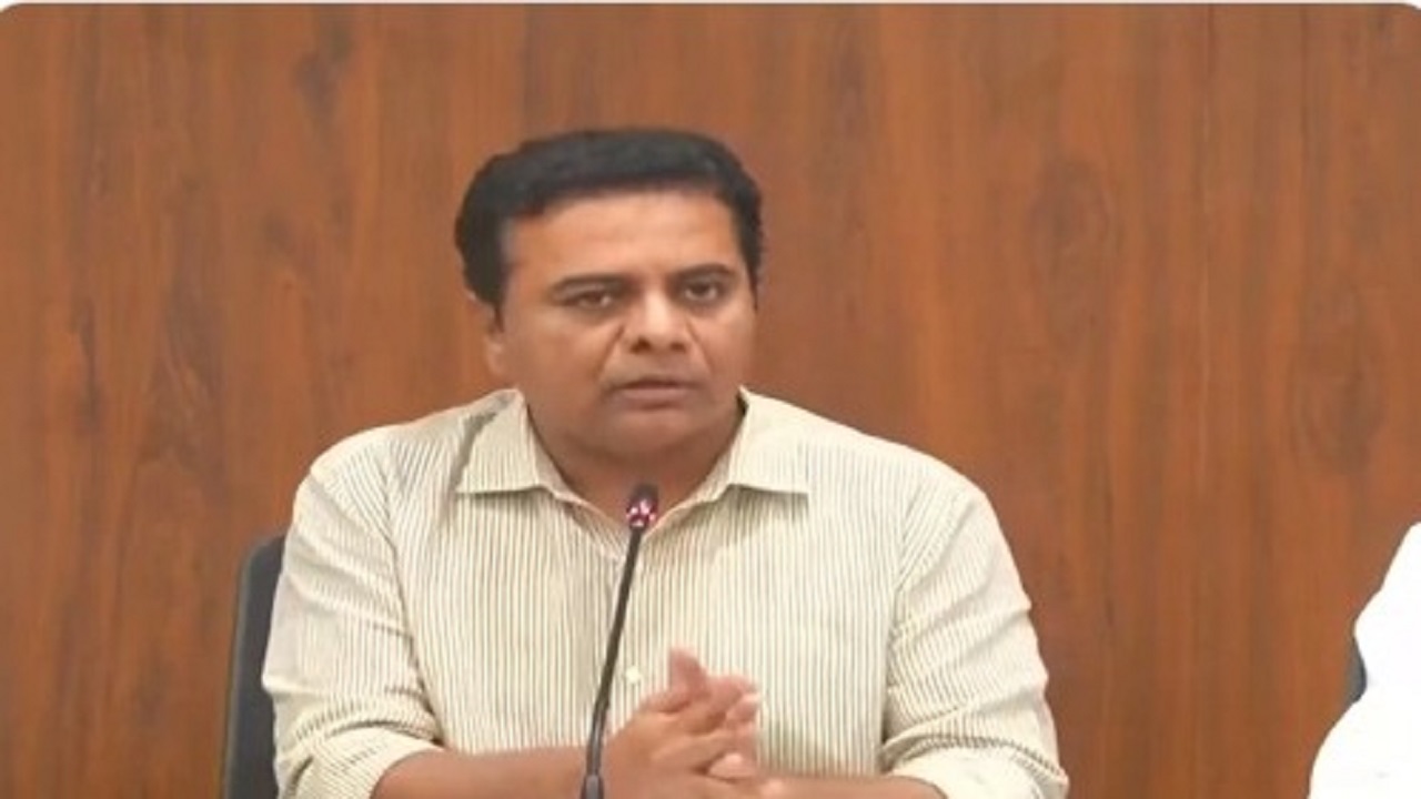 బీడీ టేకేదార్లకు గుడ్ న్యూస్.. రూ.2 వేల పింఛనుకు తెలంగాణ క్యాబినెట్ నిర్ణయం