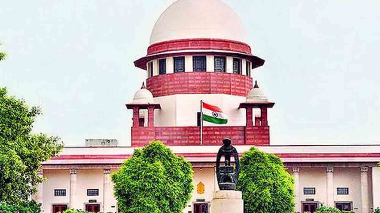 ﻿సమాచార కమిషన్లలో ఖాళీల భర్తీ ఇంకెన్నడు.. కేంద్రం, రాష్ట్రాలపై సుప్రీం కోర్టు ఆగ్రహం