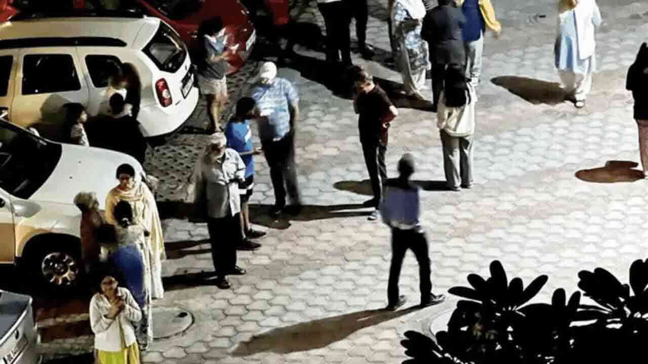 ఉత్తరాది రాష్ట్రాల్లో భూకంపం.. భయాందోళనలతో పరుగులు పెట్టిన ప్రజలు 