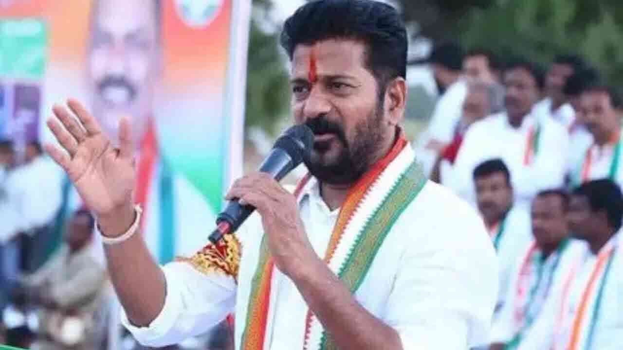 సీఎం రేవంత్ రెడ్డి మూడు జిల్లాల్లో సుడిగాలి పర్యటన.. ఎమ్మెల్సీ ఎన్నికల్లో ప్రచారం 