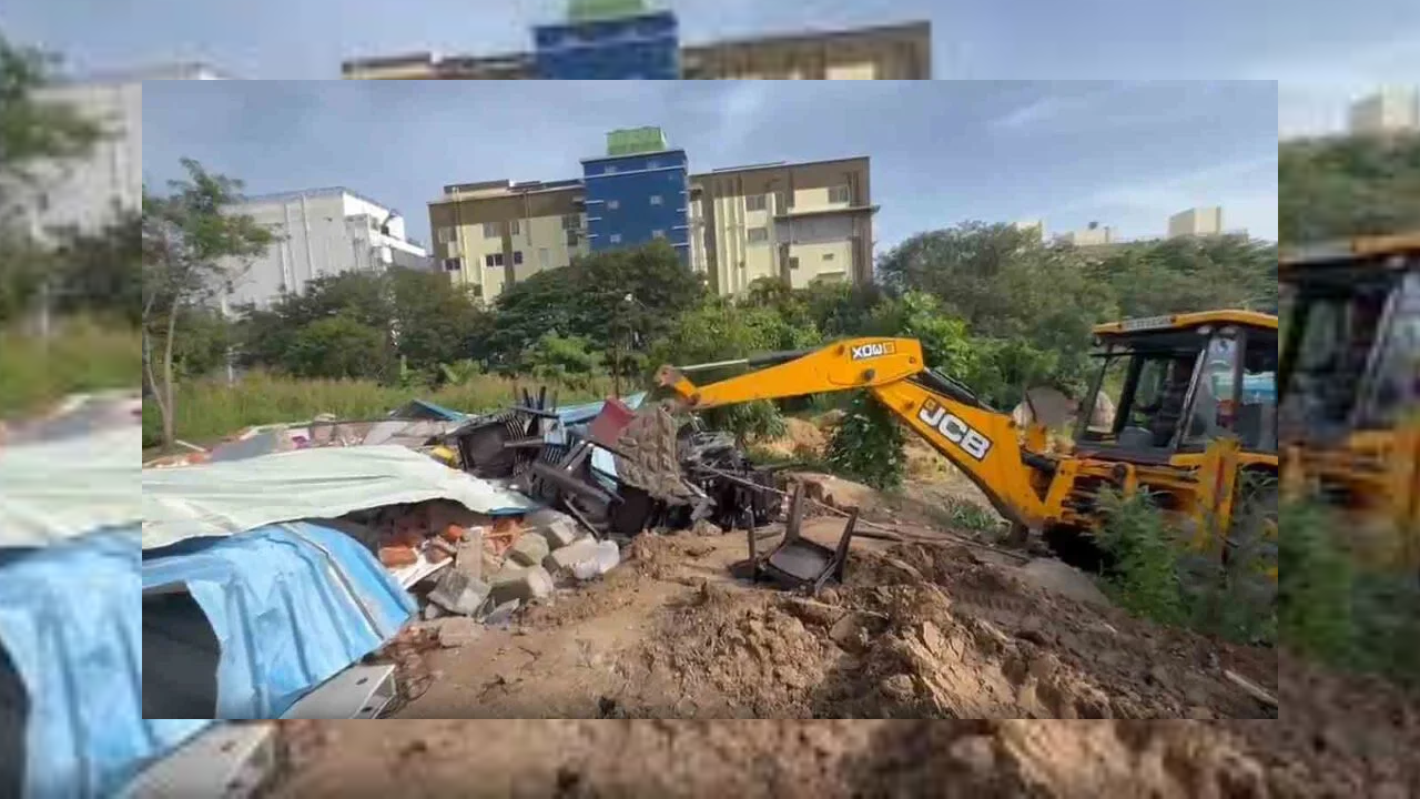 hydra saves land 1700 crs hyderabad 