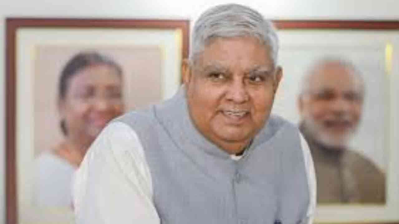 ఉపరాష్ట్రపతి జగదీప్ ధన్కర్ కు అస్వస్థత.. ఎయిమ్స్ కు తరలింపు 