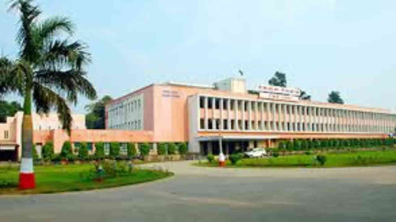 నిరుద్యోగులకు శుభవార్త.. కేంద్ర ప్రభుత్వ సంస్థల్లో ఉద్యోగాల భర్తీకి నోటిఫికేషన్..