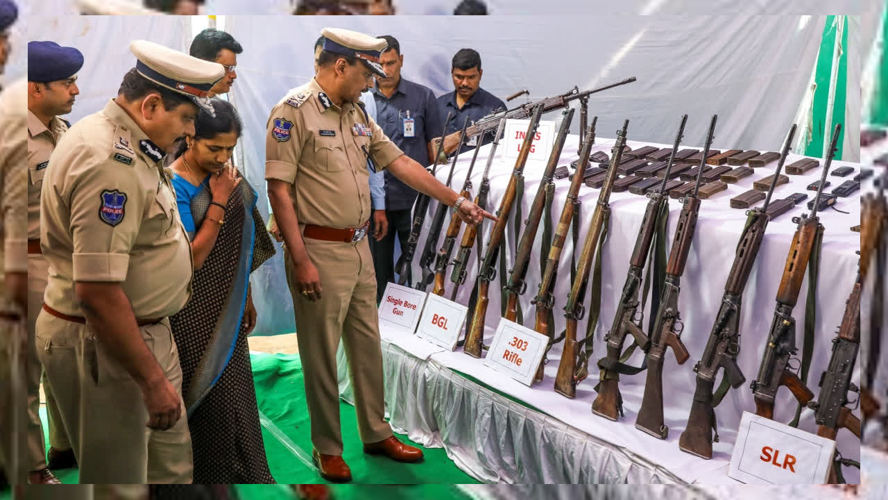 41 maoists surrounder 