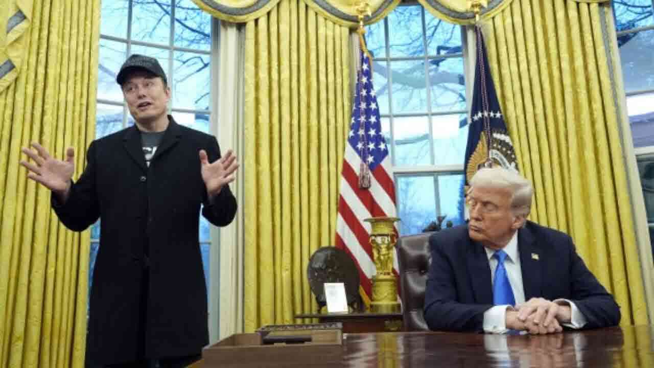 ఉద్యోగుల తొలగింపుపై ట్రంప్, మస్క్ కు ఎదురుదెబ్బ.. చెల్లుబాటు కాదన్న కోర్టు 