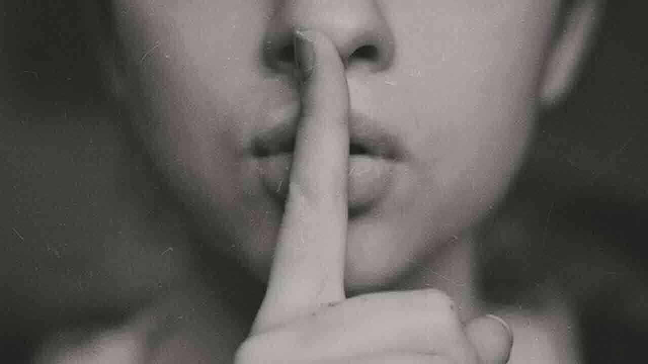 మౌనం ఎంత శక్తివంతమైనదో తెలిపే ఉదాహరణలు ఇవీ..