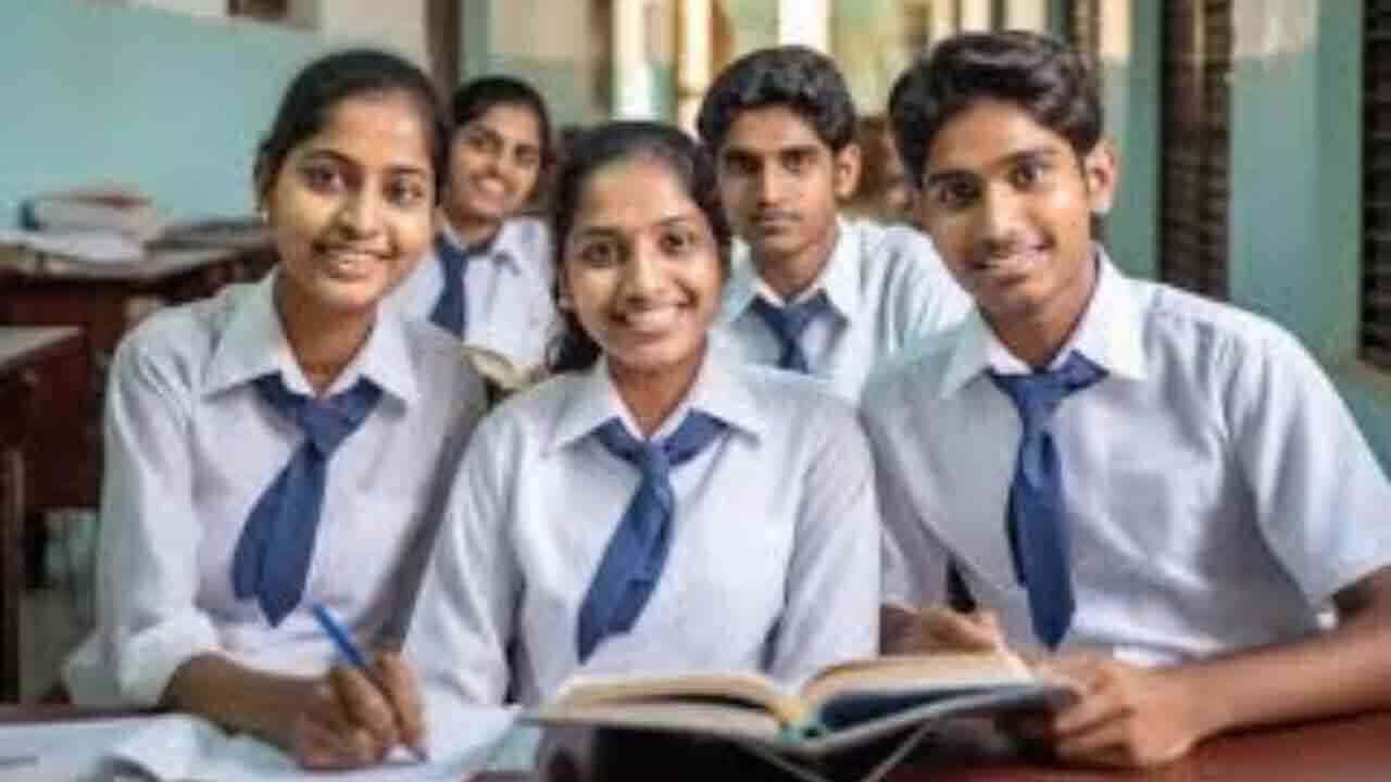 నిరుద్యోగులకు కేంద్ర ప్రభుత్వం బంపర్ ఆఫర్.. నెలకు ఐదువేలు పొందే స్కీమ్ ఇదే 