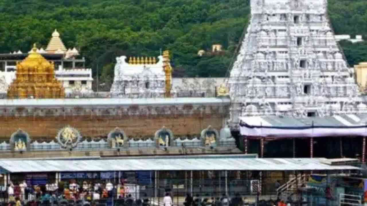 తెలంగాణ ప్రజాప్రతినిధులకు శుభవార్త.. సిఫార్సు లేఖలకు అప్పటి నుంచి ఓకే.!