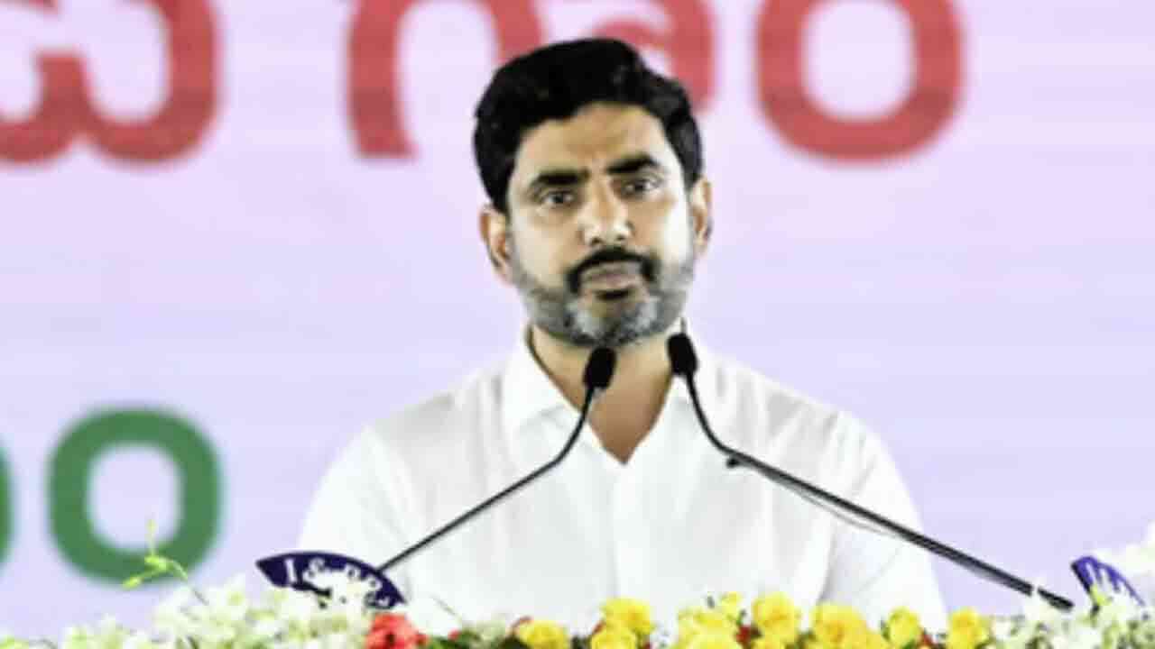 మంత్రి నారా లోకేష్ వాట్సాప్ బ్లాక్ అవుతోంది.. స్వయంగా వెల్లడించిన మంత్రి 