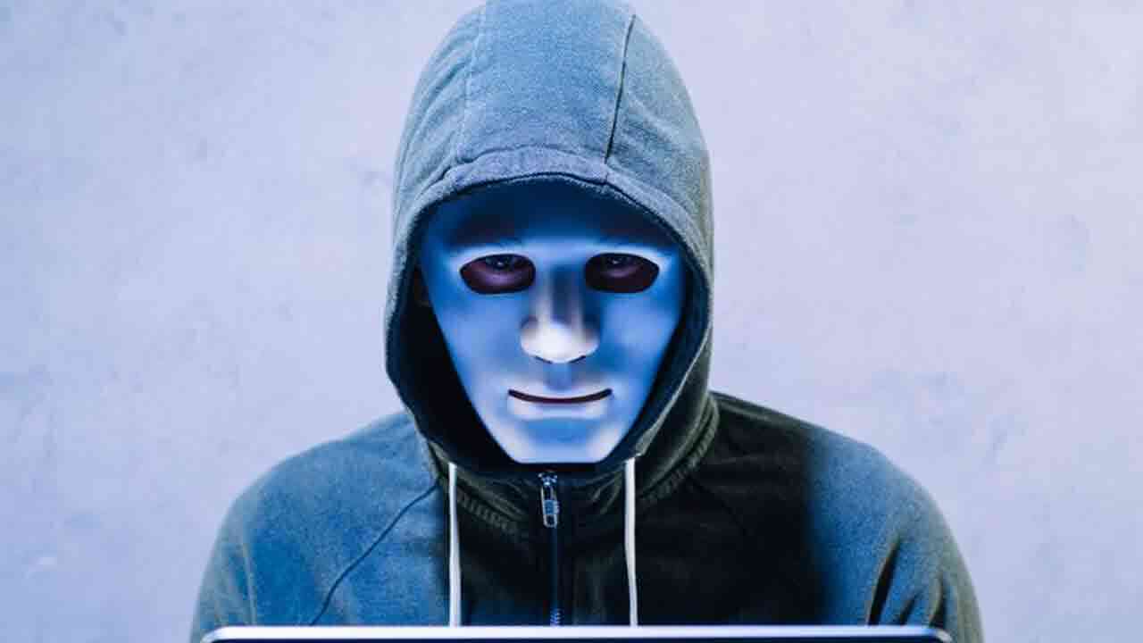 Mancherial | విద్యుత్తు బిల్లు చెల్లింపుల పేరుతో సైబర్ నేరగాళ్ల దోపిడీ