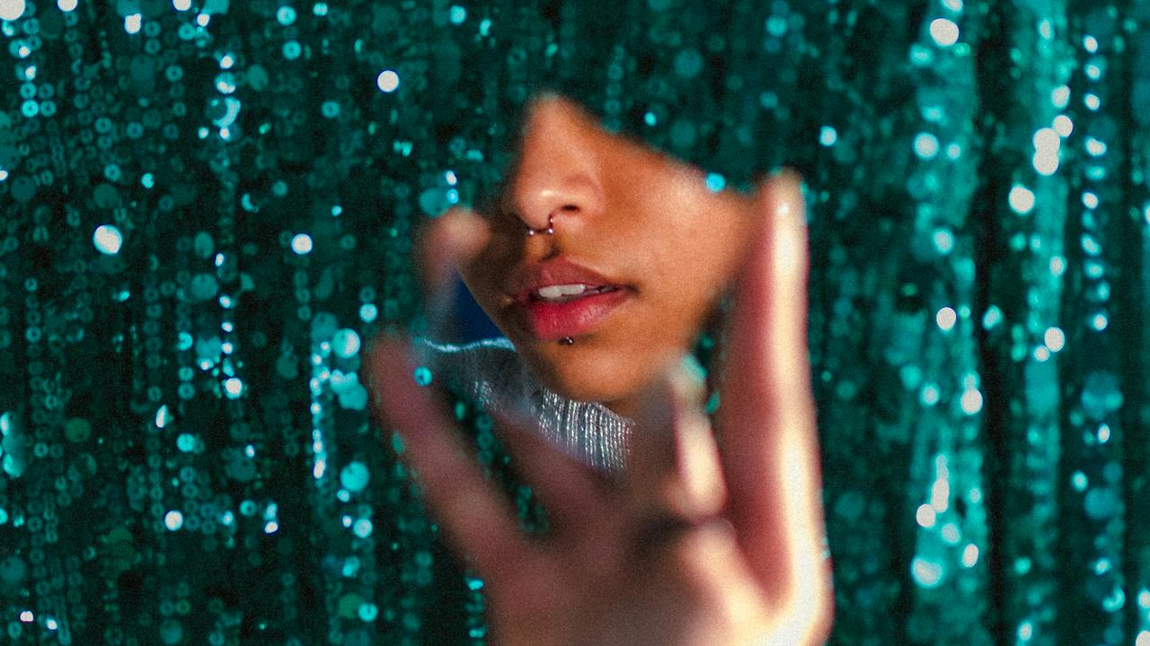 హిడెన్ కెమెరాలను ఎలా గుర్తించాలి.. ప్రతి అమ్మాయి తెలుసుకోవాల్సిన విషయాలు ఇవే 