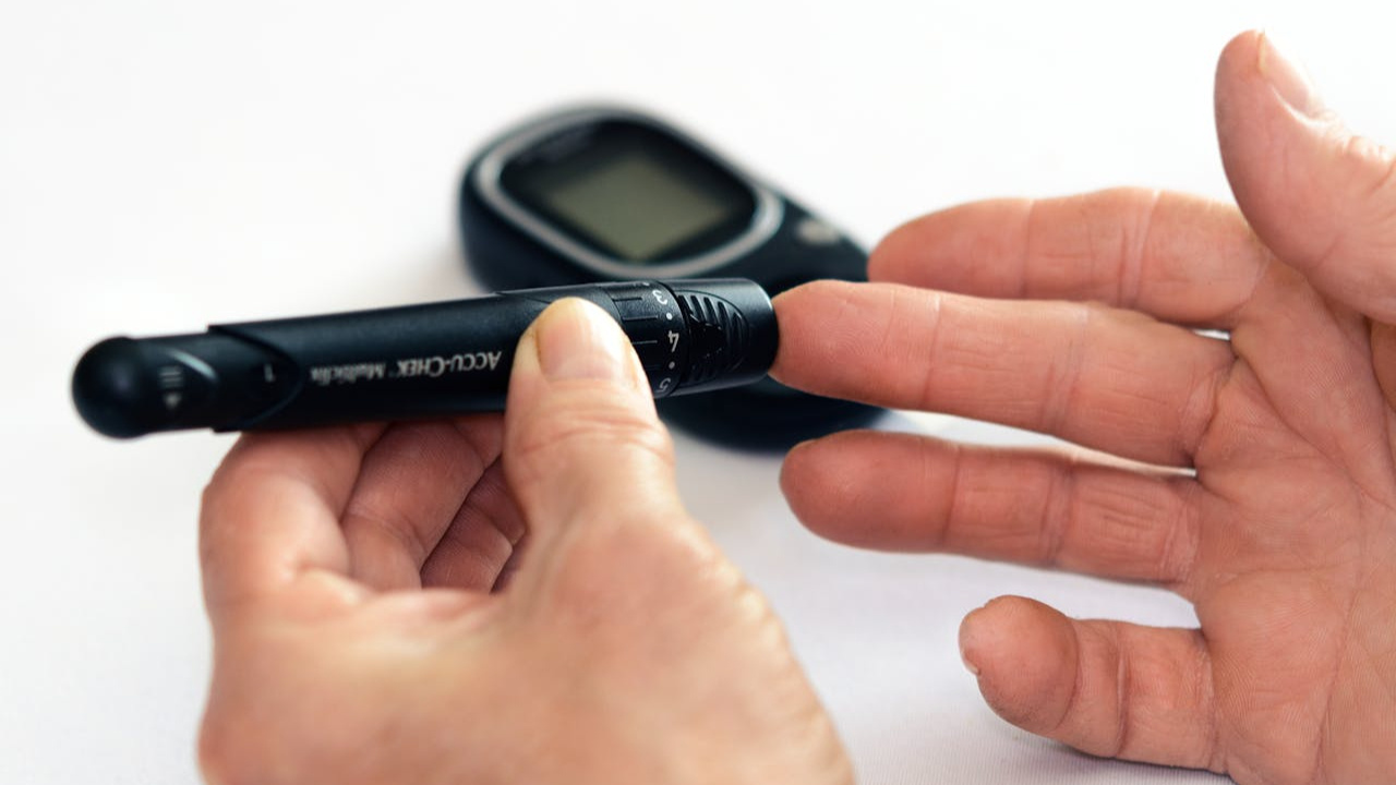  diabetes : మధుమేహం ఉంటే కూల్ డ్రింక్స్ తాగకూడదా? తాగితే ఏమవుతుంది?