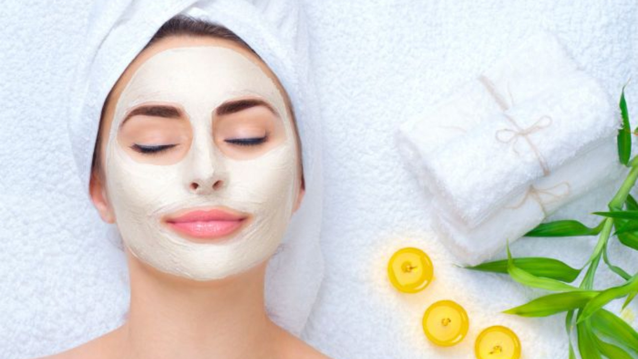  Face Pack:  బియ్యం పిండిలో ఇదొక్కటి కలిపి ముఖానికి రాస్తే..మెరిసే చర్మం మీ సొంతం