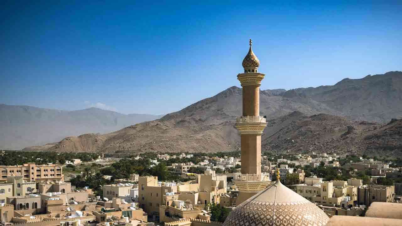 మస్కట్‌లో మసీదు వద్ద కాల్పులు.. భారతీయుడు సహా ఆరుగురు దుర్మరణం