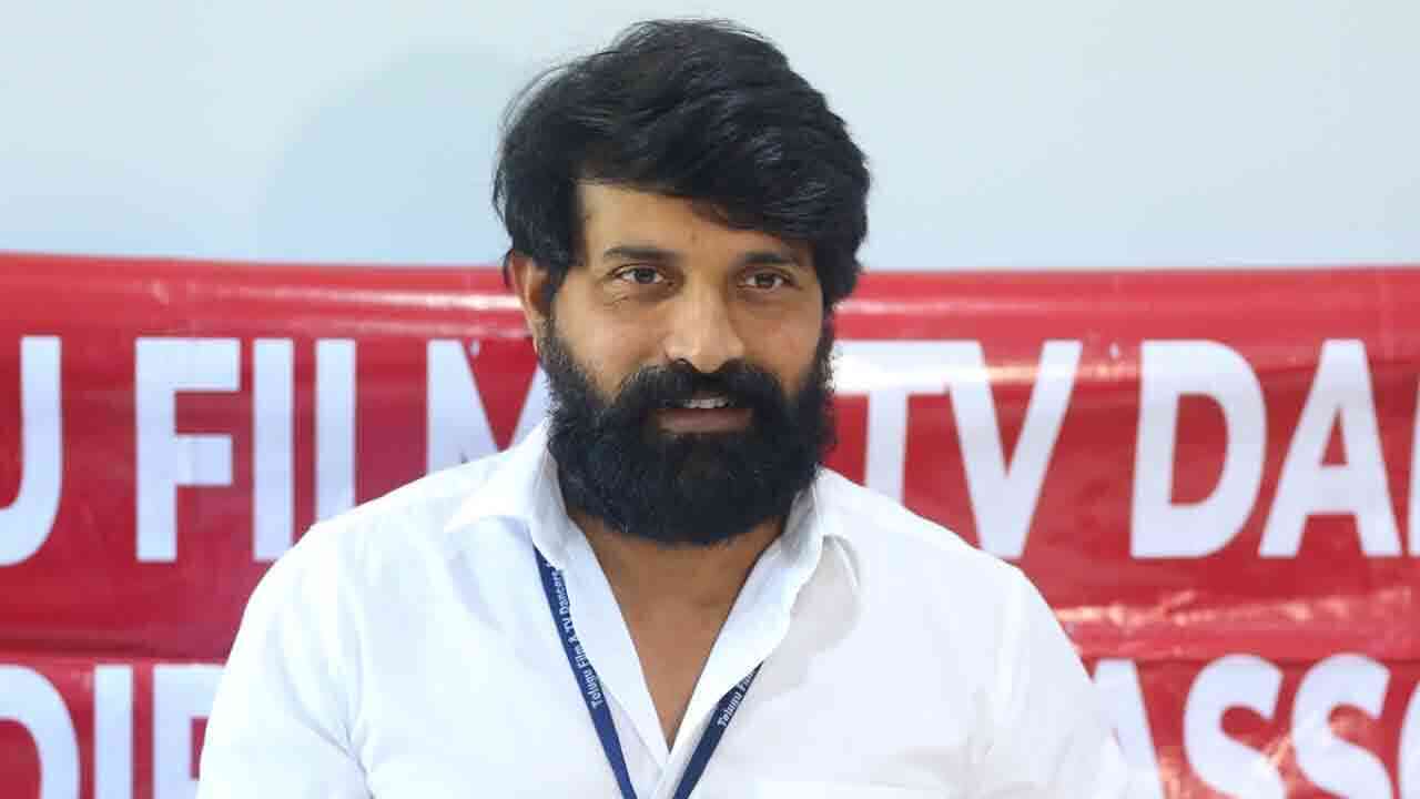  జానీ మాస్టర్ పై లైంగిక వేధింపులు, రేప్ కేసు.. కేసు నమోదు చేసిన పోలీసులు 