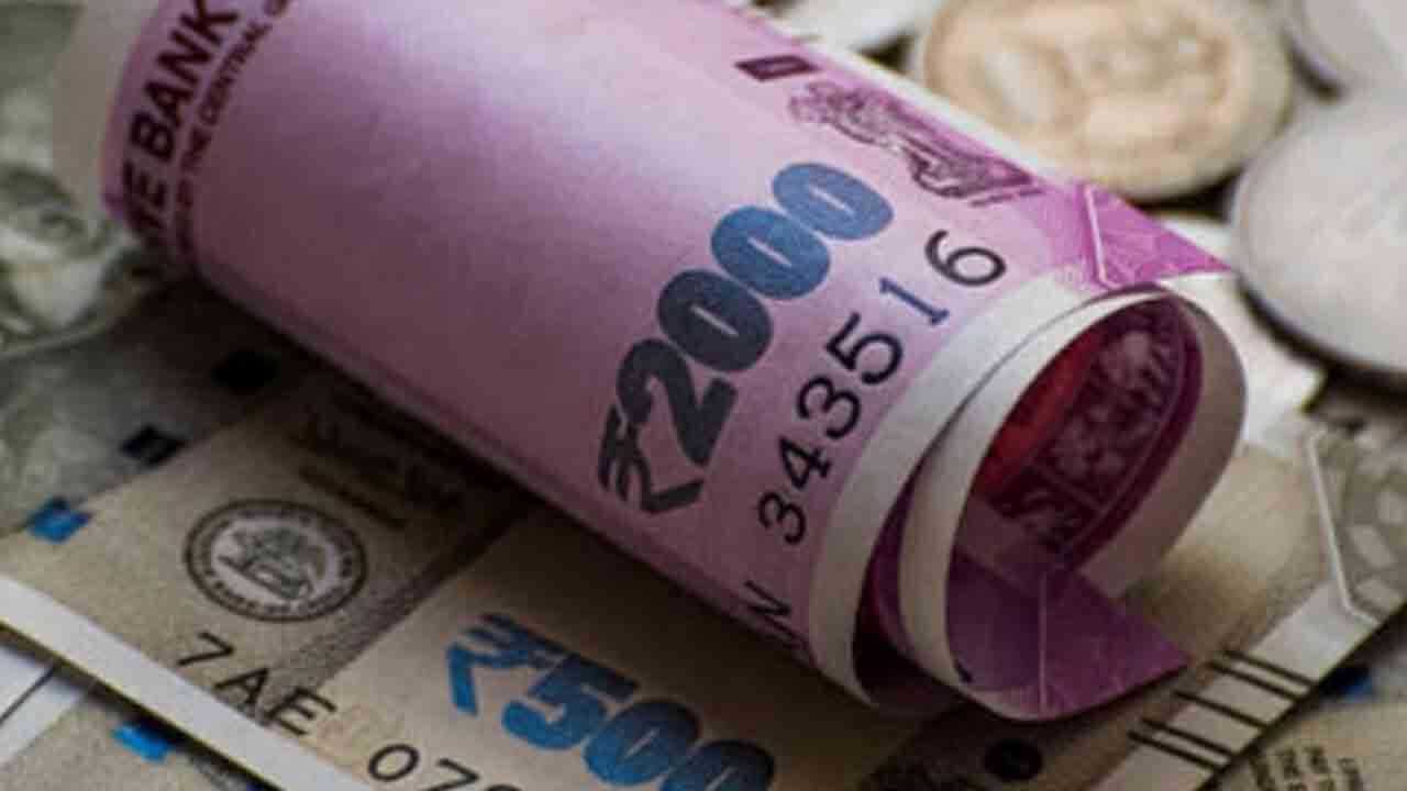 ఆగస్టు నెలలో పింఛన్ల పంపిణీపై ఏపీ ప్రభుత్వం కీలక నిర్ణయం